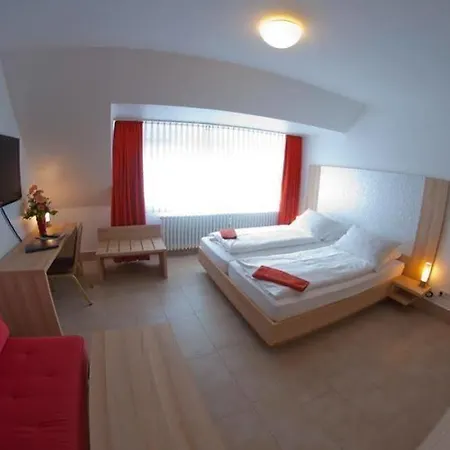 Europa Hotell 3*